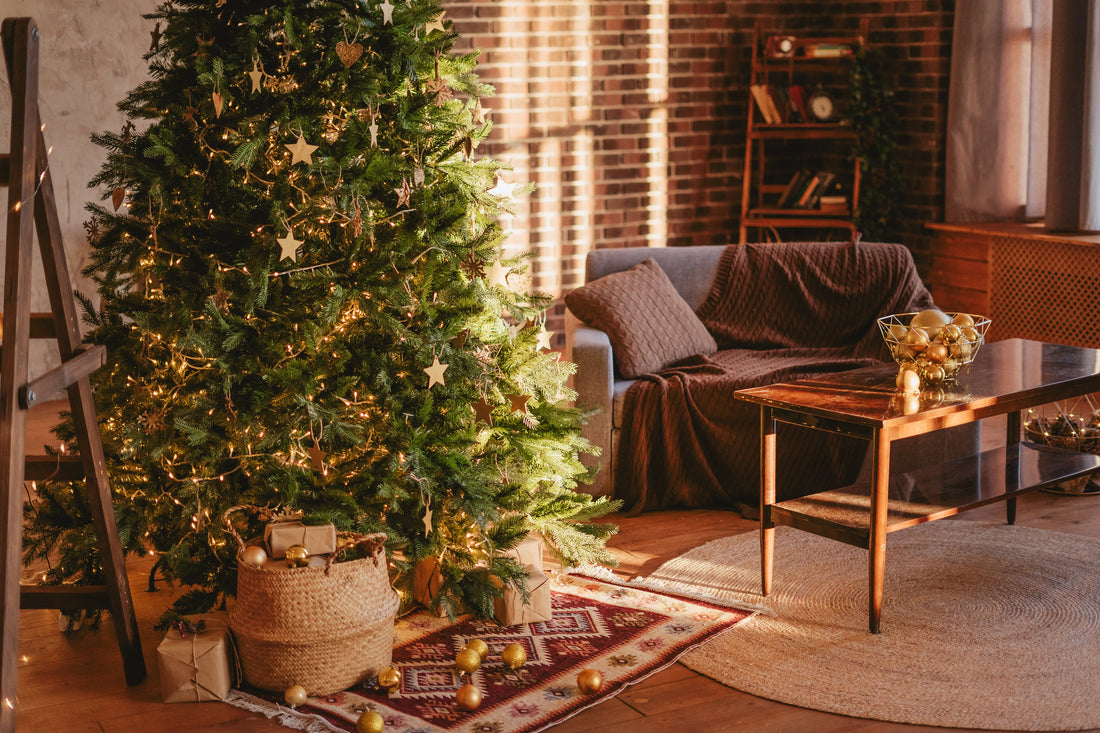 Budget-Friendly Christmas Tree Decorating Ideas